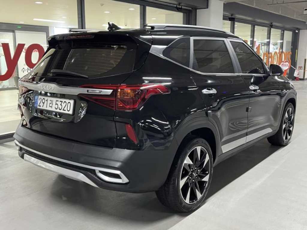 KIA Seltos - Vista 4