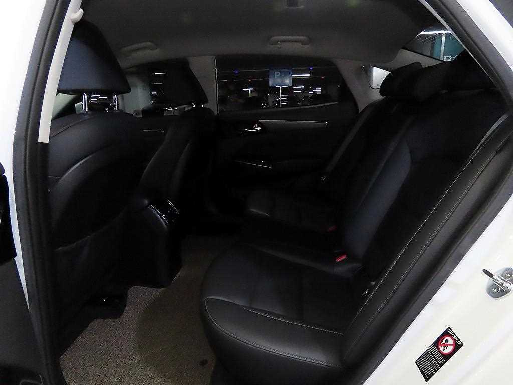 KIA K7 - Vista 7