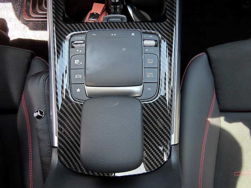 Mercedes Benz GLB Class 2021 Negro - Importación desde Corea - HF Imports Iquique - Foto 13