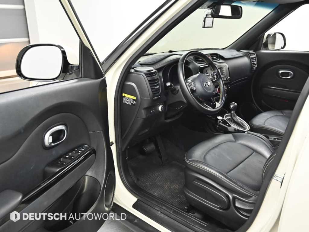 KIA Soul - Vista 11