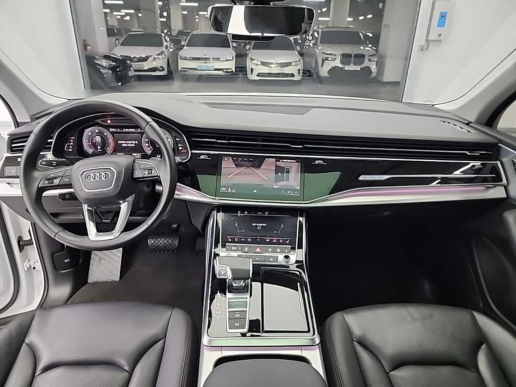 Audi Q7 - Vista 7