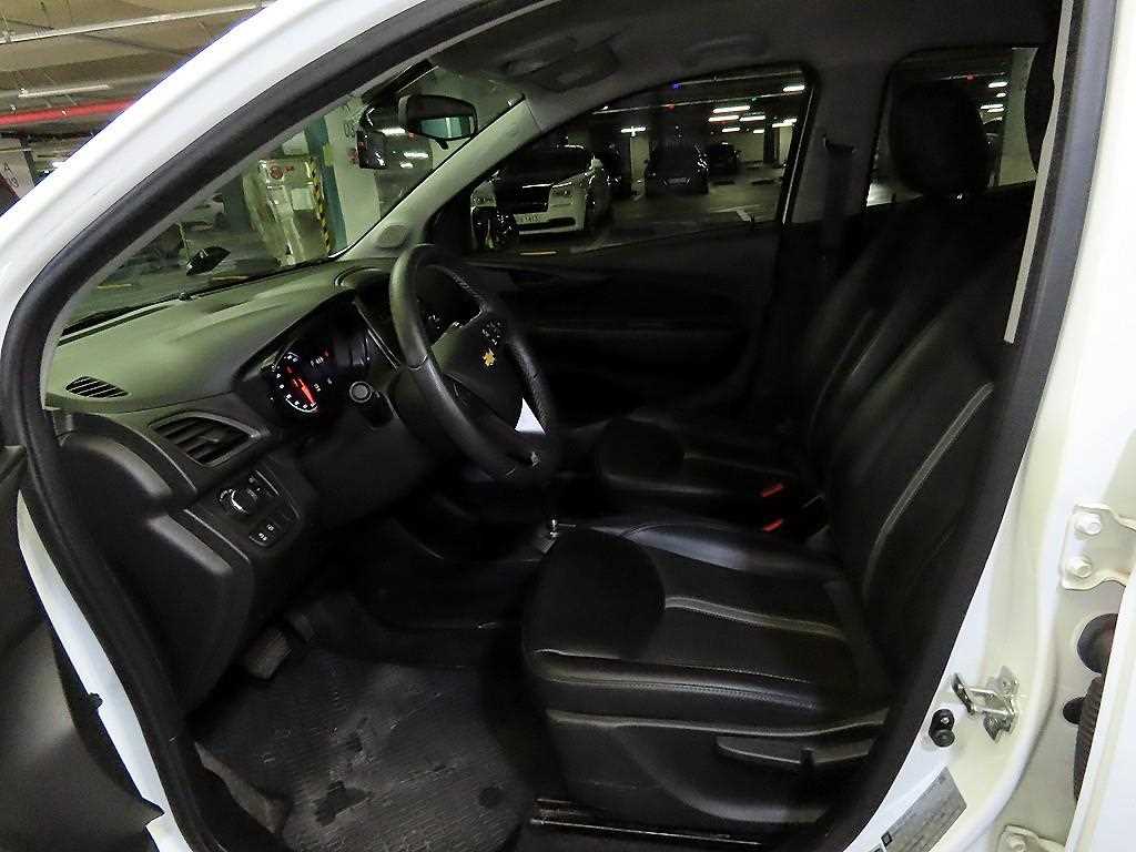 Chevrolet Spark - Vista 6