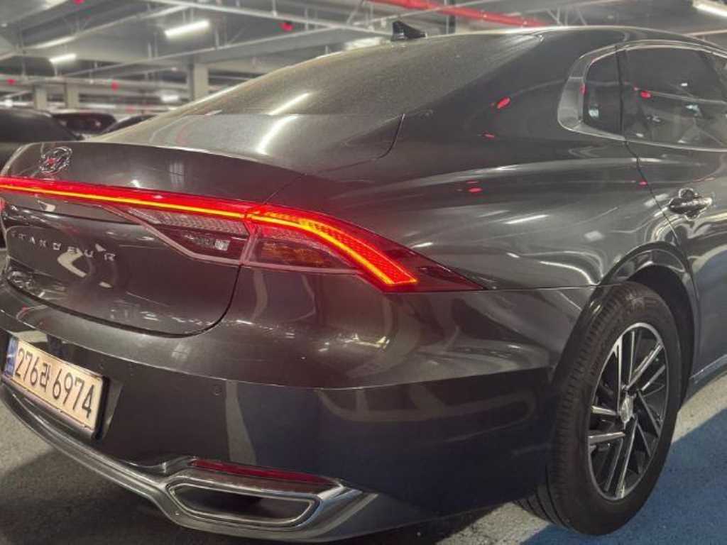 HYUNDAI Grandeur - Vista 4