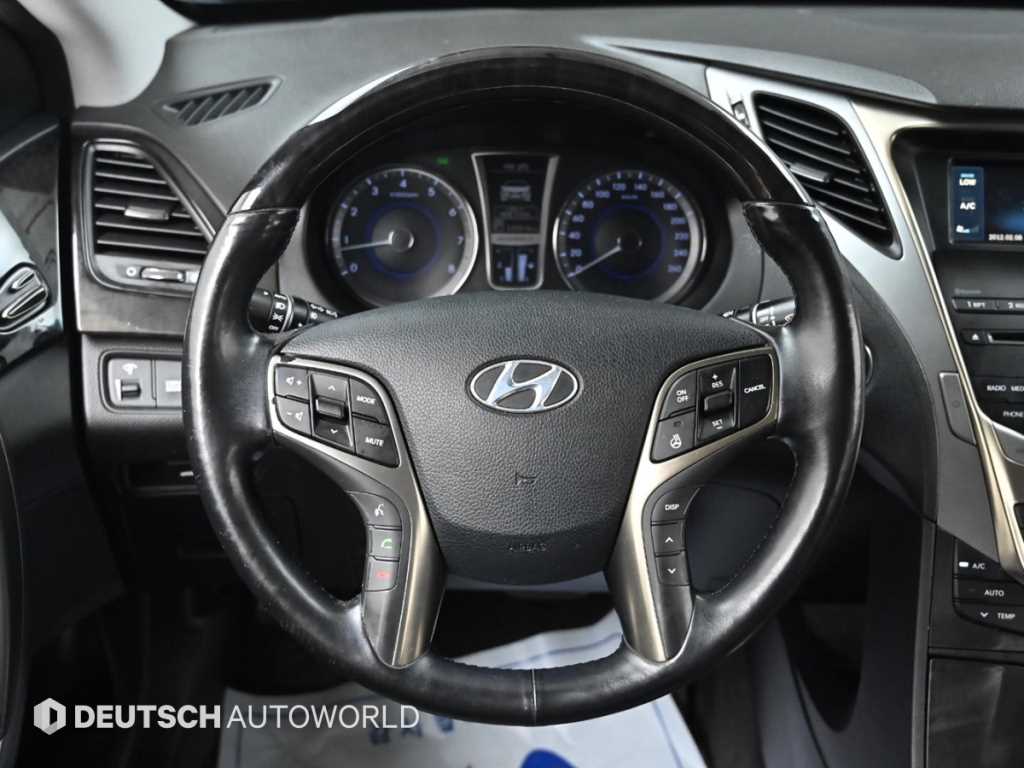 HYUNDAI Grandeur 2013 Negro - Importación desde Corea - HF Imports Iquique - Foto 13