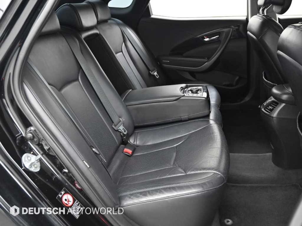 HYUNDAI Grandeur - Vista 12