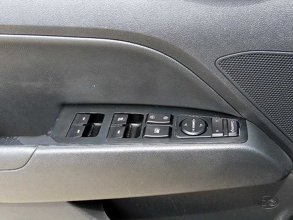 HYUNDAI Avante - Vista 11