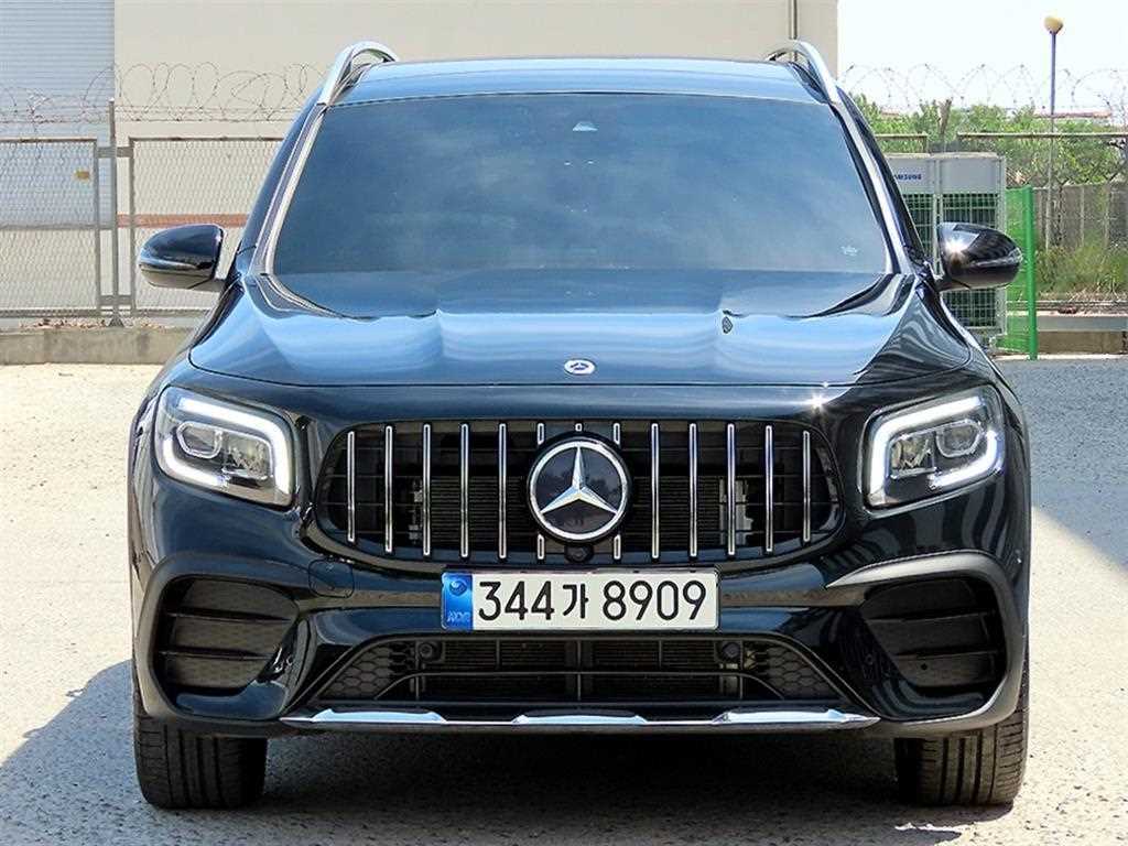 Mercedes Benz GLB Class - Vista 2