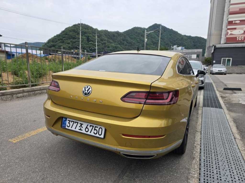 Volkswagen Arteon - Vista 2