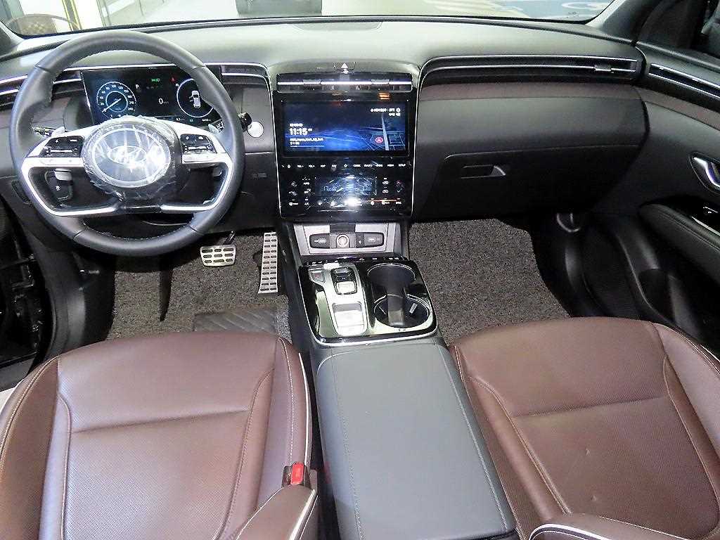 HYUNDAI Tucson - Vista 10