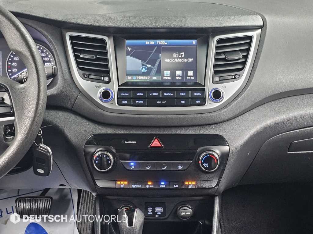 HYUNDAI Tucson 2016 Blanco - Importación desde Corea - HF Imports Iquique - Foto 14