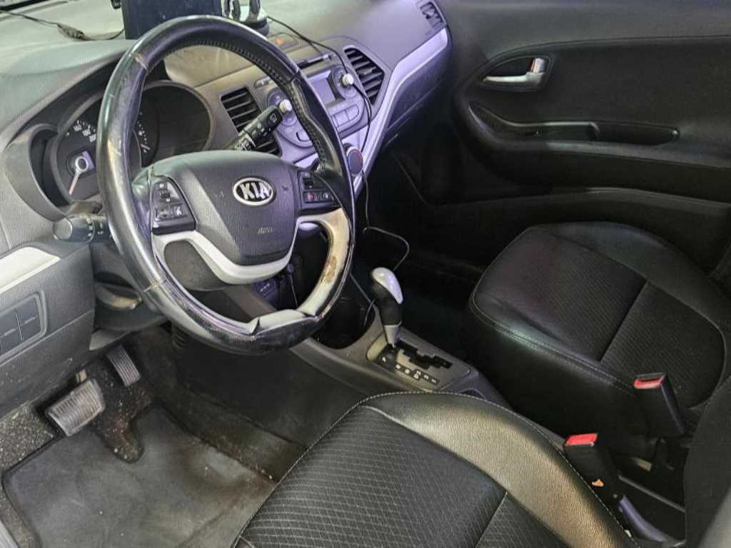 KIA Morning - Vista 11