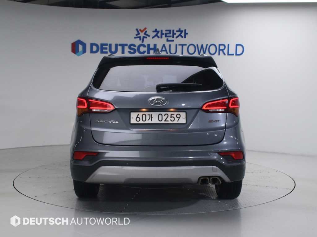 HYUNDAI Santa Fe - Vista 3