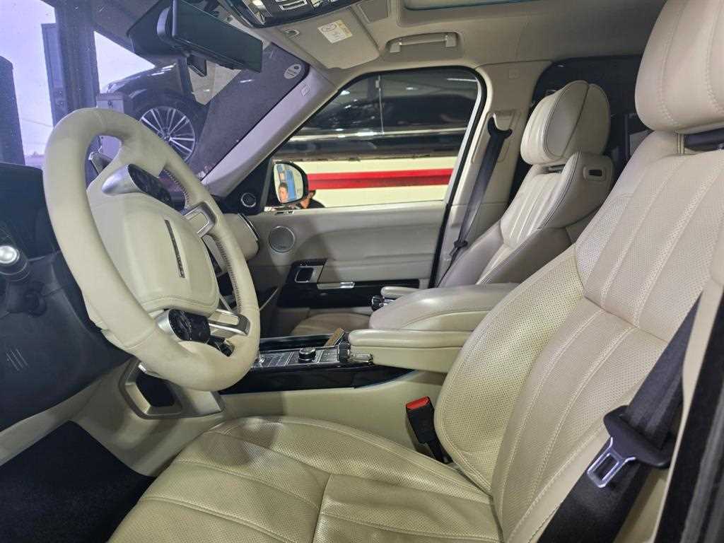 Land Rover Range Rover - Vista 5