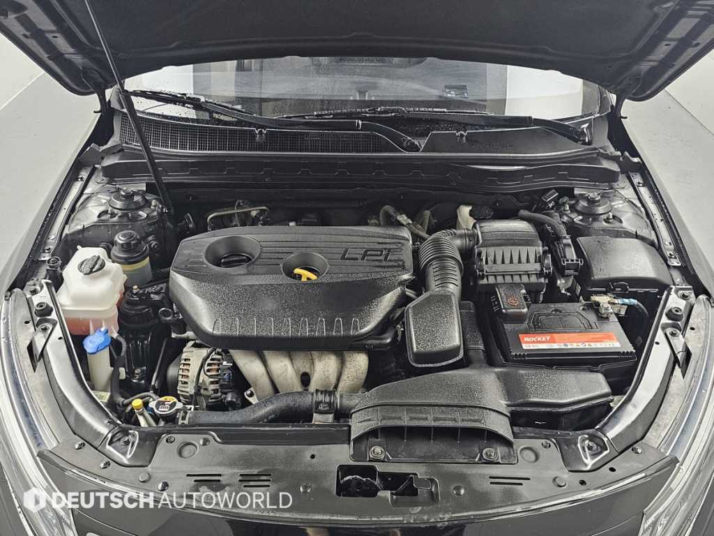 KIA K5 - Vista 6
