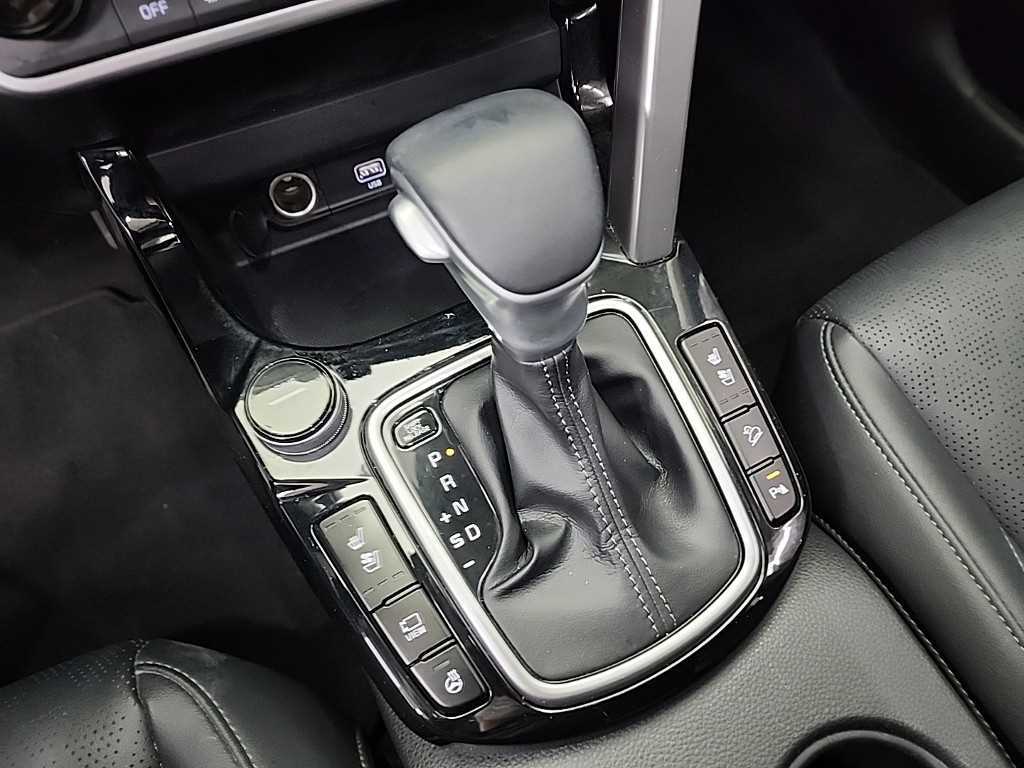 KIA Seltos - Vista 8