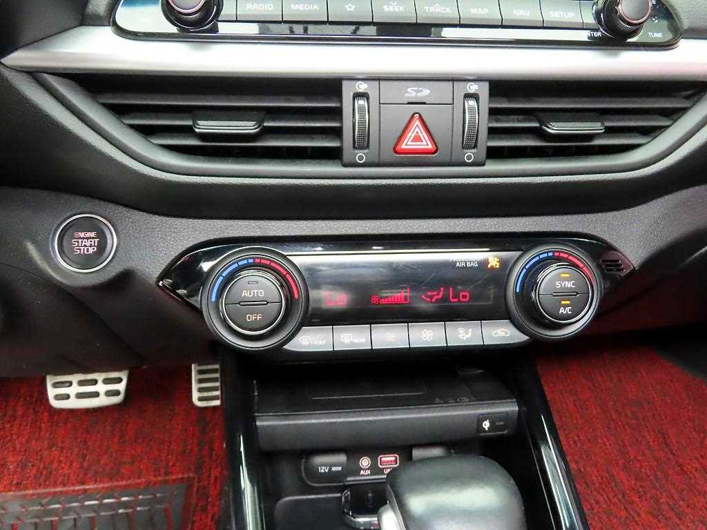 KIA K3 - Vista 9