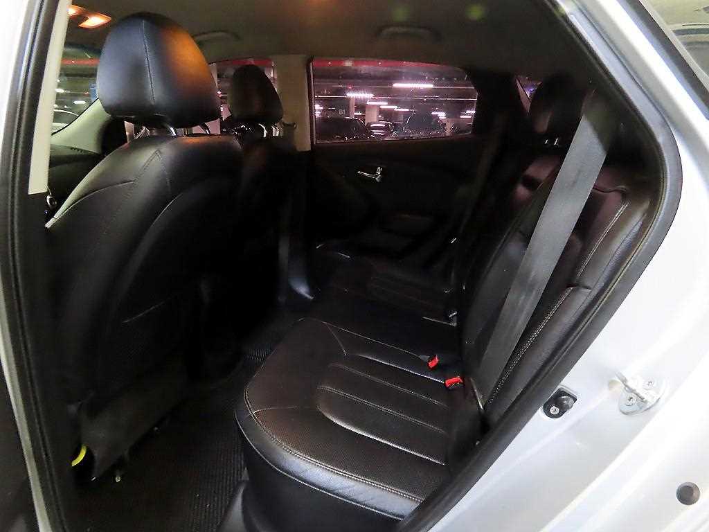 HYUNDAI Tucson - Vista 7