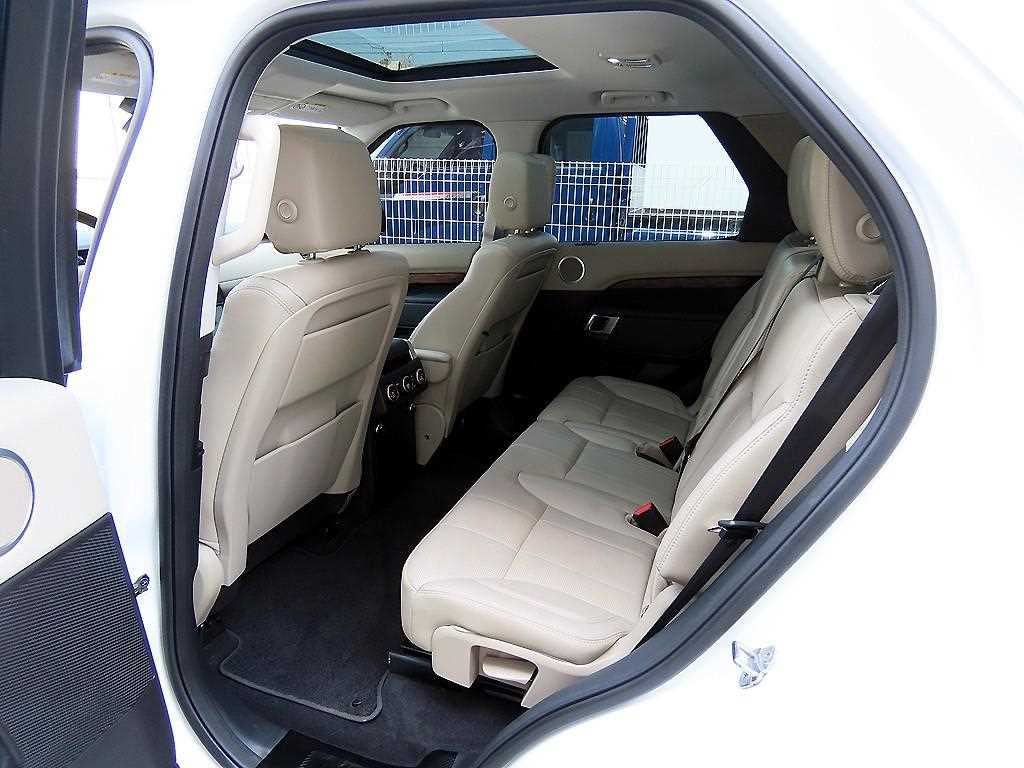 Land Rover Discovery - Vista 6