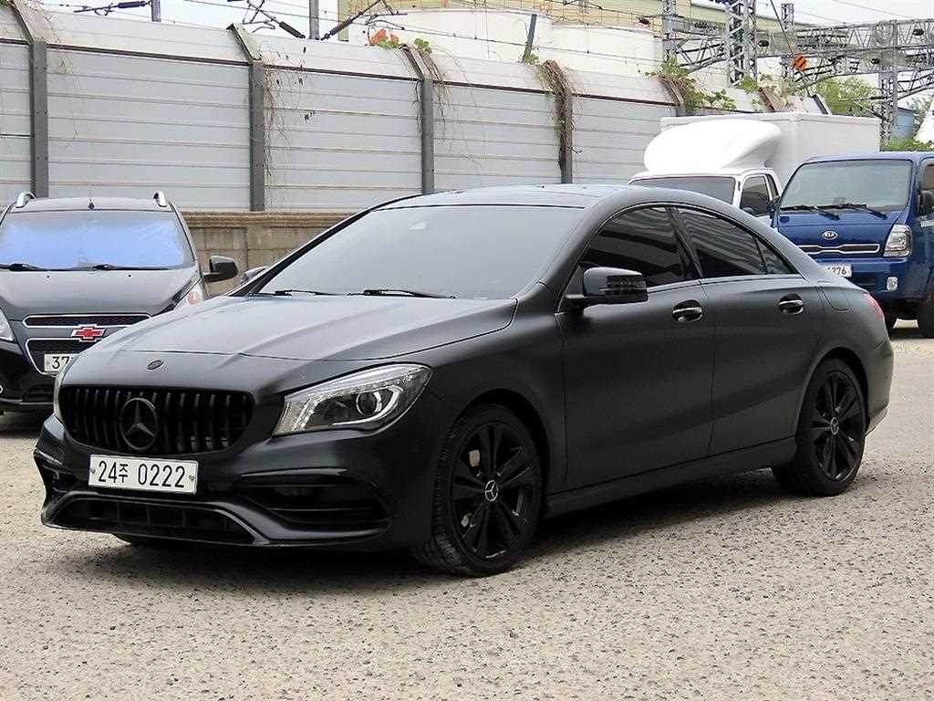 Mercedes Benz CLA Class - Vista 2