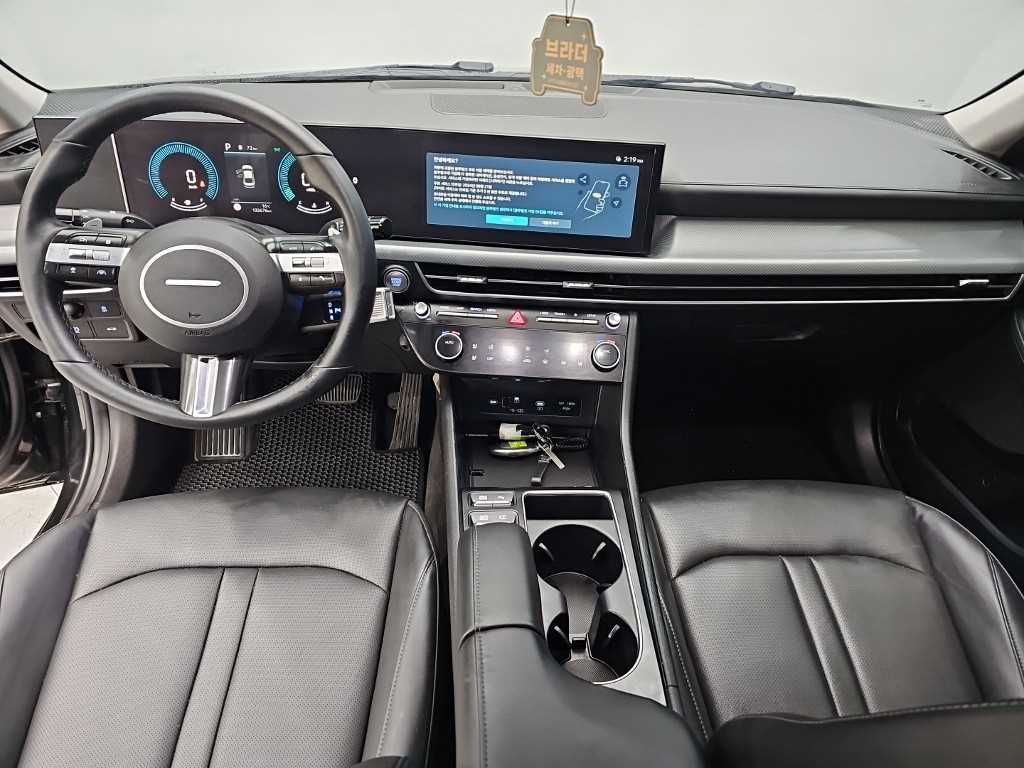HYUNDAI Sonata - Vista 7