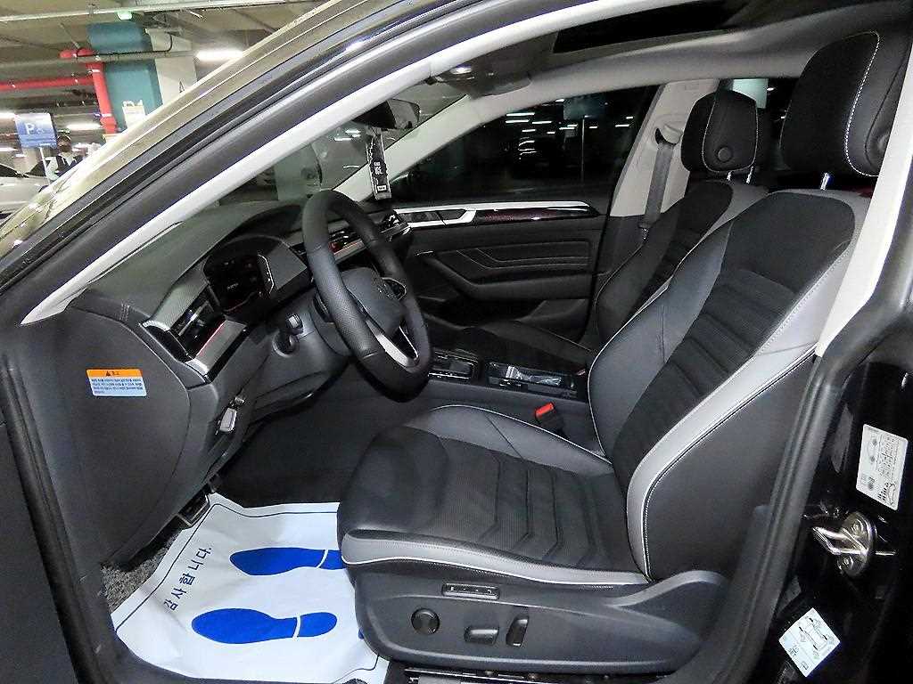Volkswagen Arteon - Vista 6