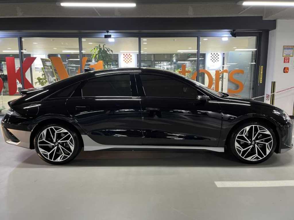 HYUNDAI Ioniq 6 - Vista 3