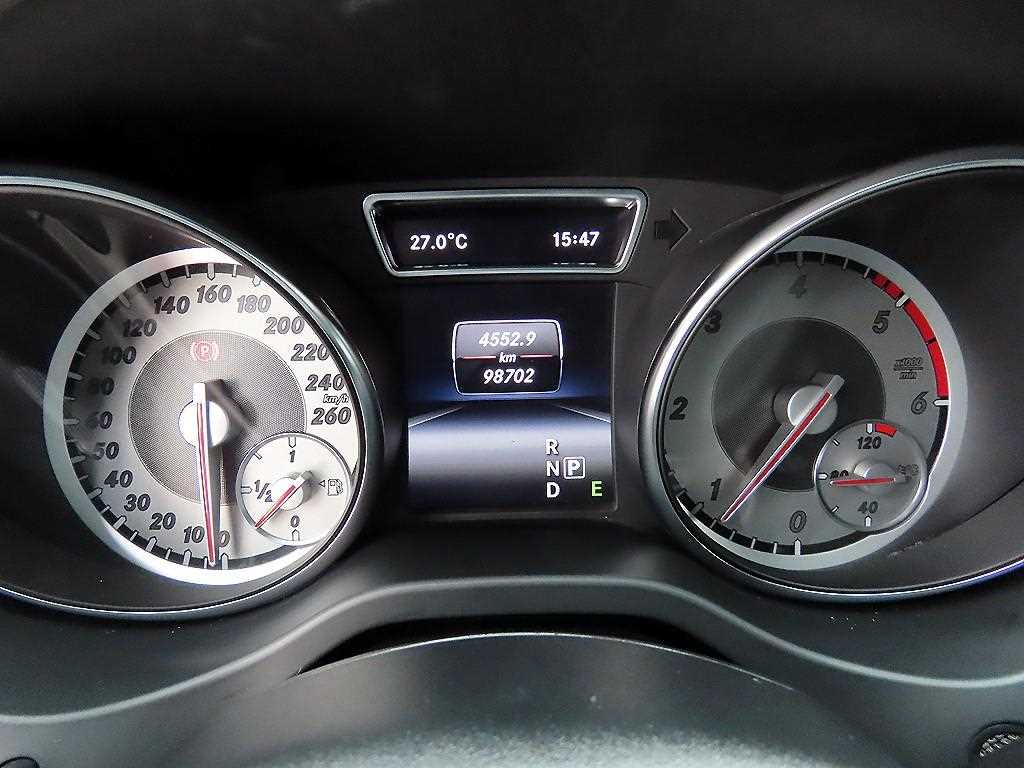Mercedes Benz CLA Class - Vista 9