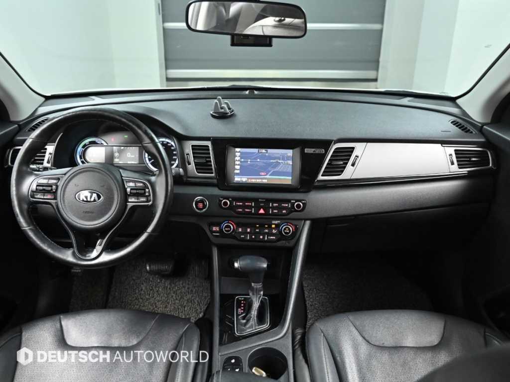 KIA Niro - Vista 8