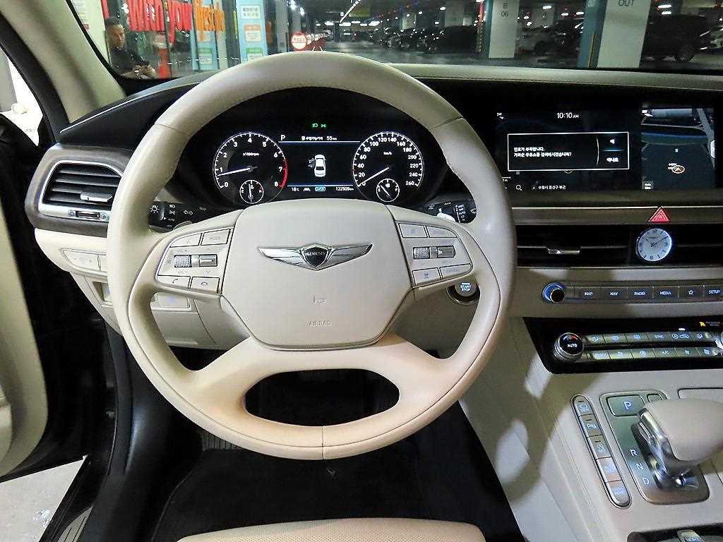 Genesis G90 - Vista 8