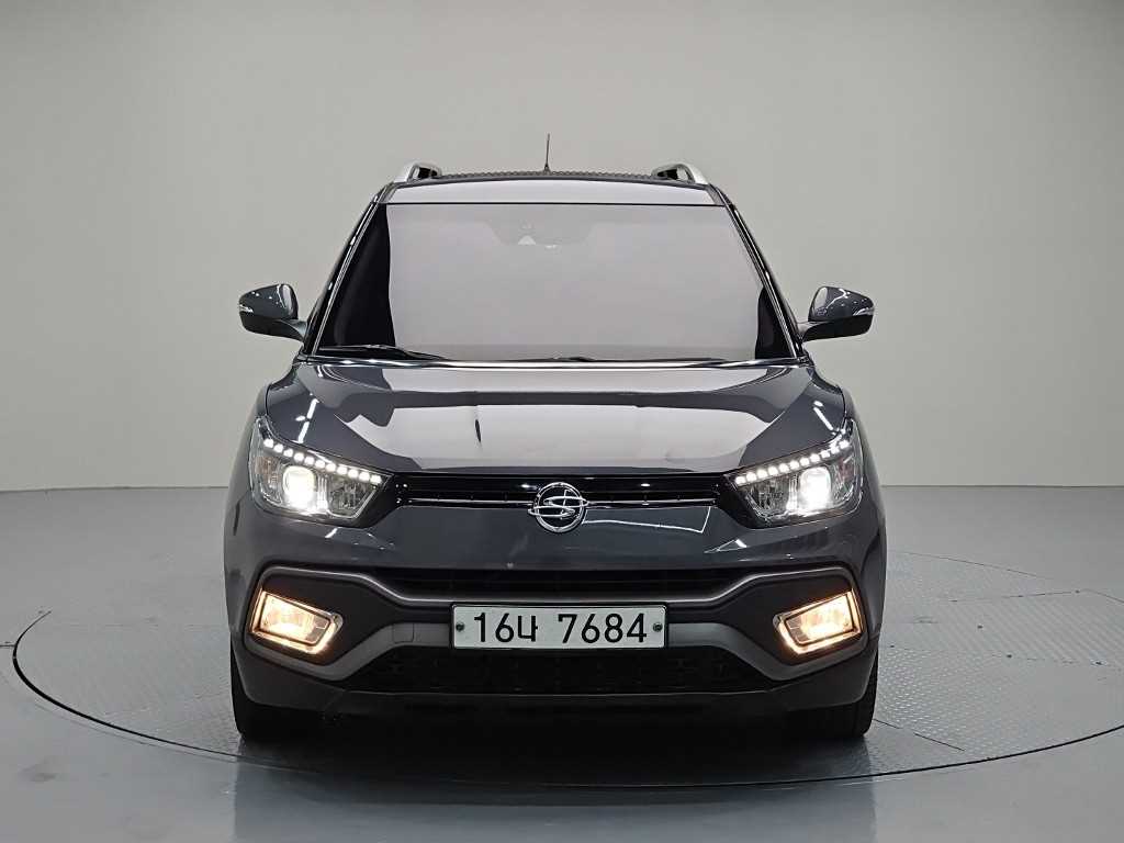 Ssangyong Tivoli - Vista 2