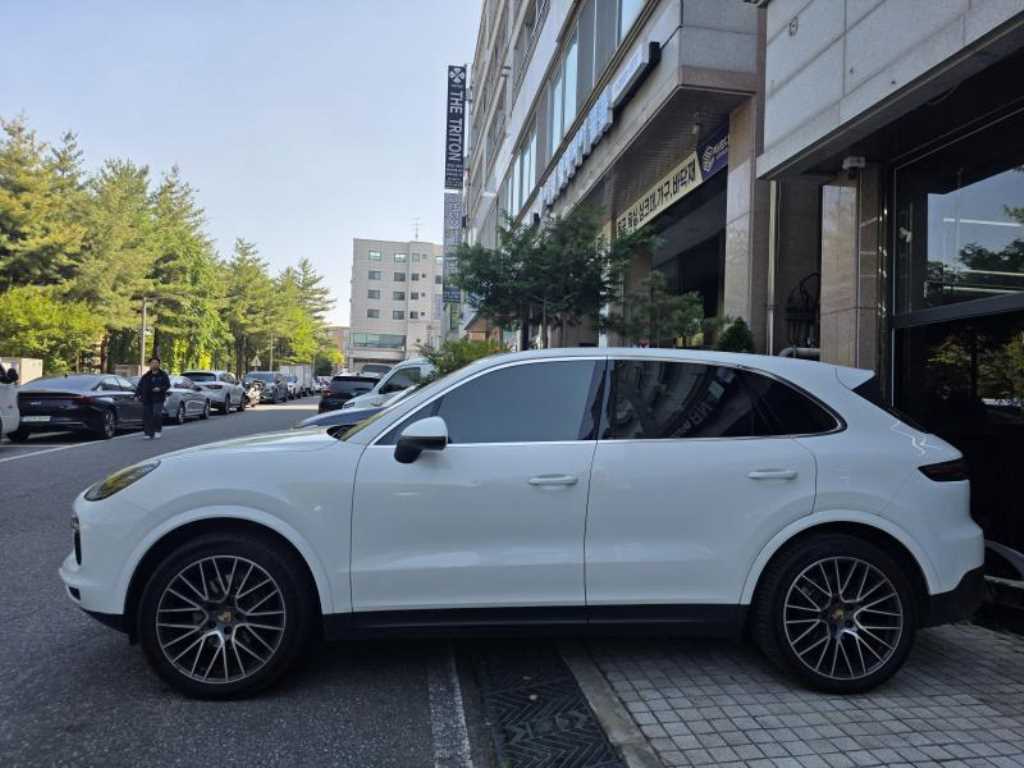 Porsche Cayenne - Vista 3