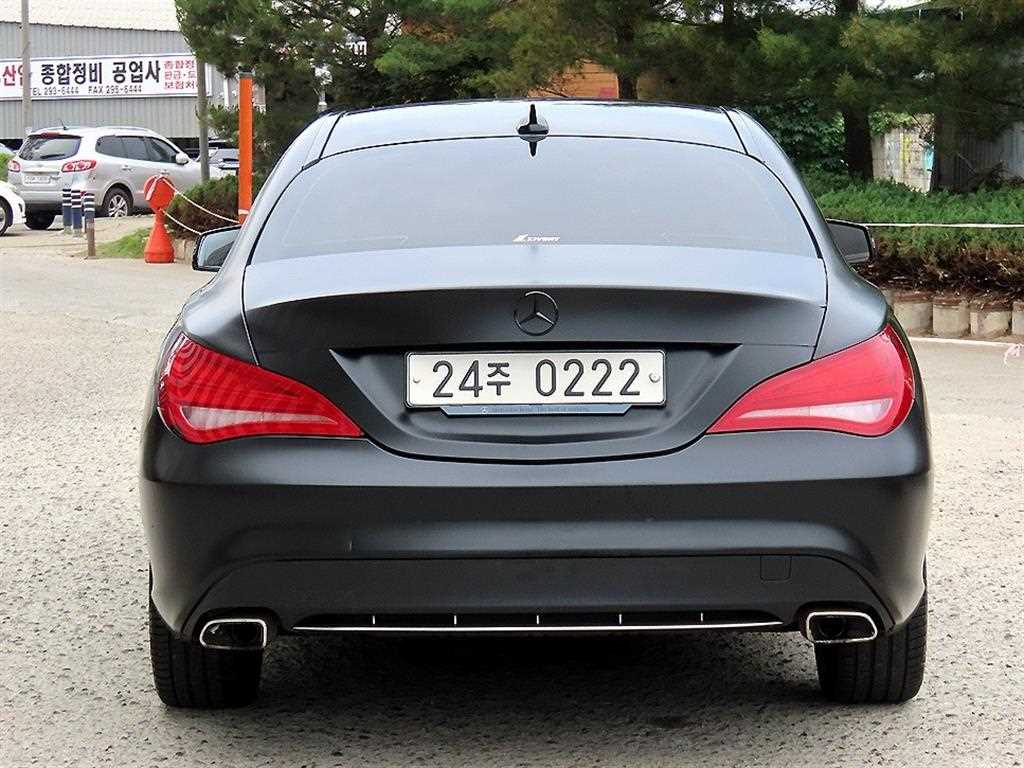 Mercedes Benz CLA Class - Vista 4