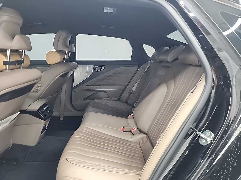 KIA K8 - Vista 12