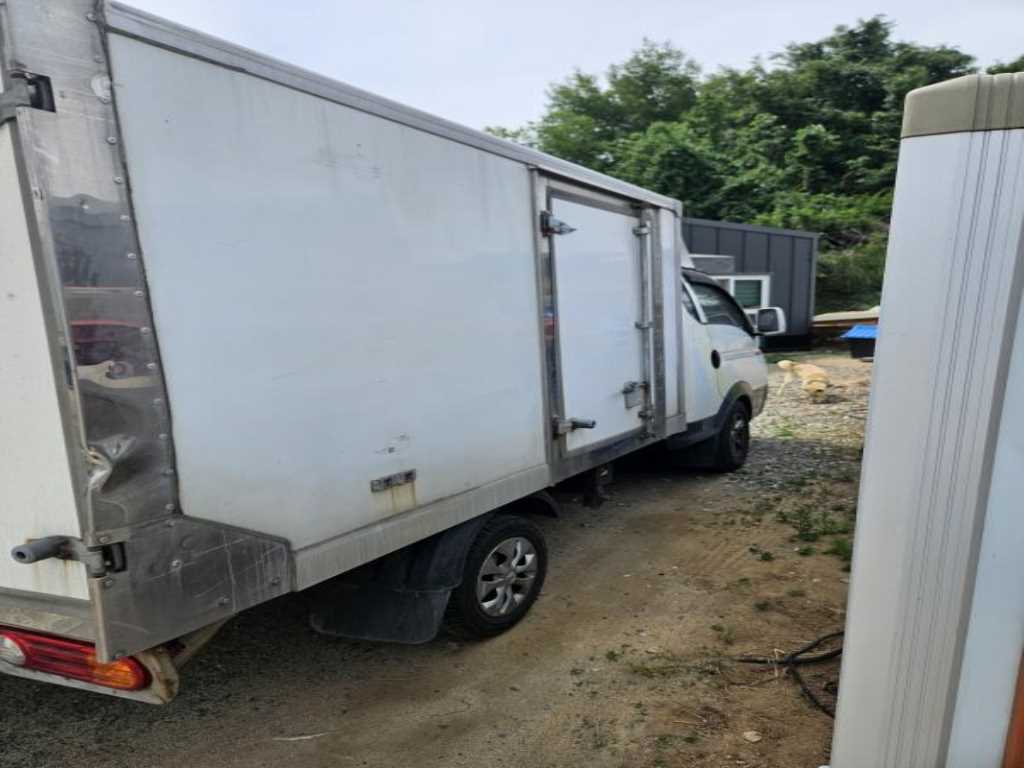 Small Truck Cargo (small) - Vista 4