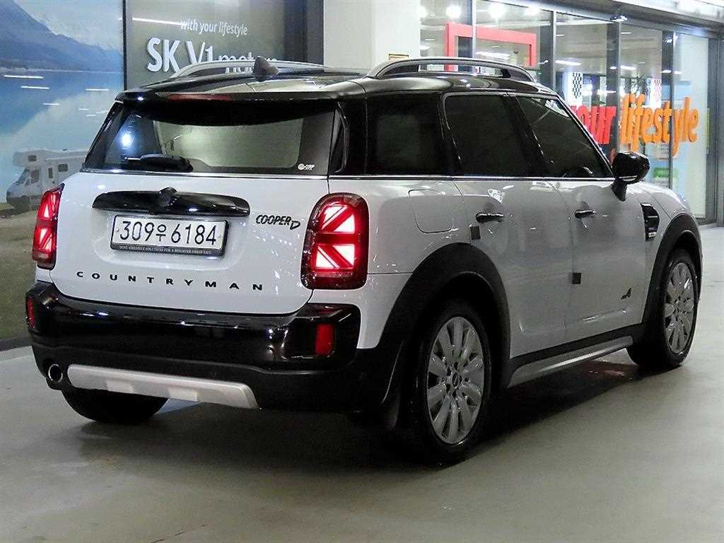 Mini Countryman - Vista 4