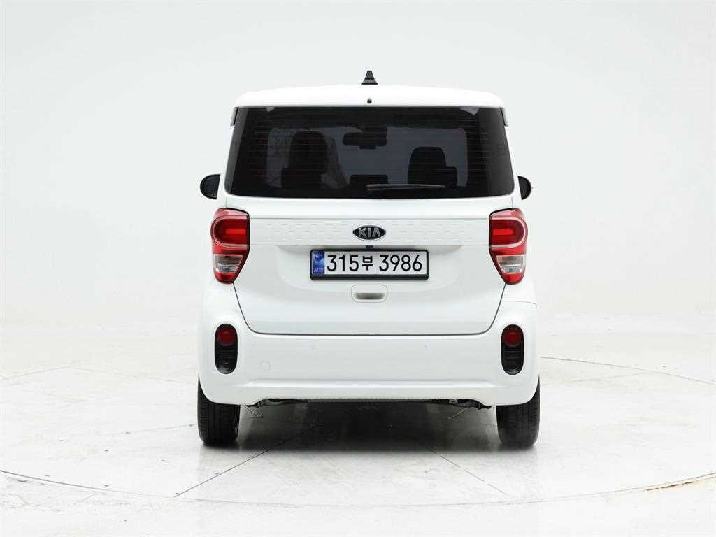 KIA Ray - Vista 5
