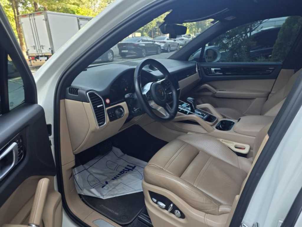 Porsche Cayenne - Vista 6