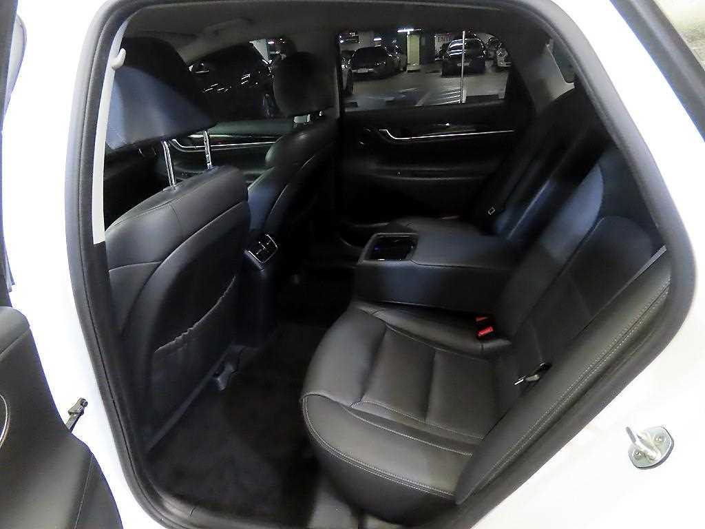 HYUNDAI Grandeur - Vista 7