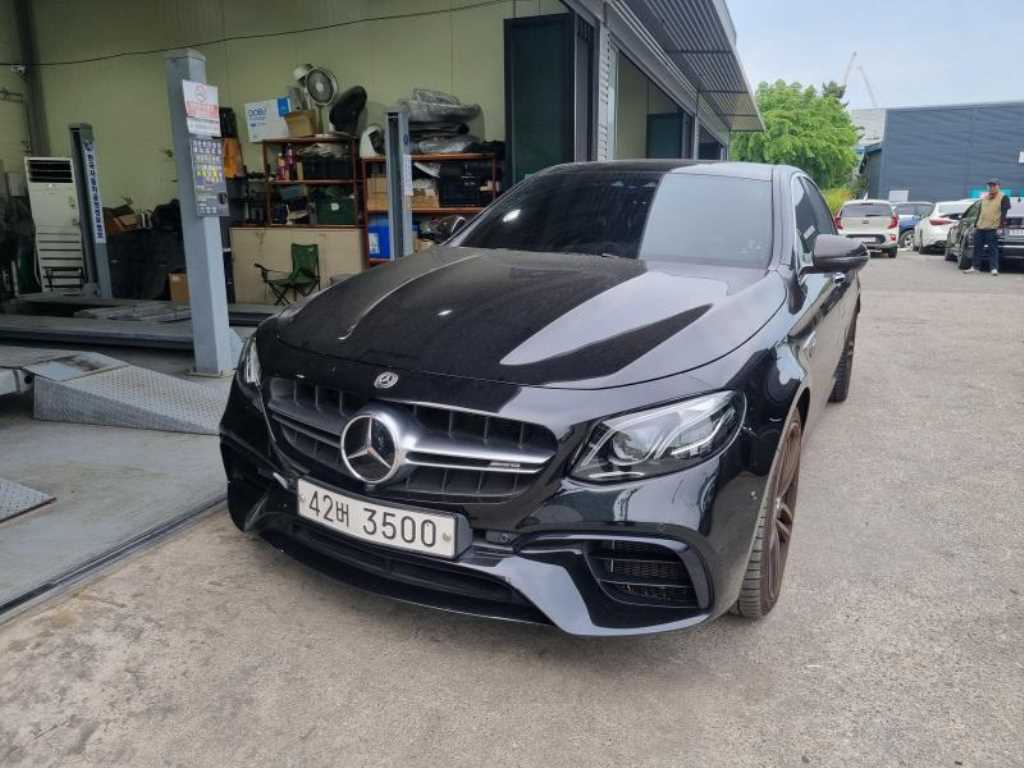 Mercedes Benz E class 2018 Negro - Importación desde Corea - HF Imports Iquique - Foto 1