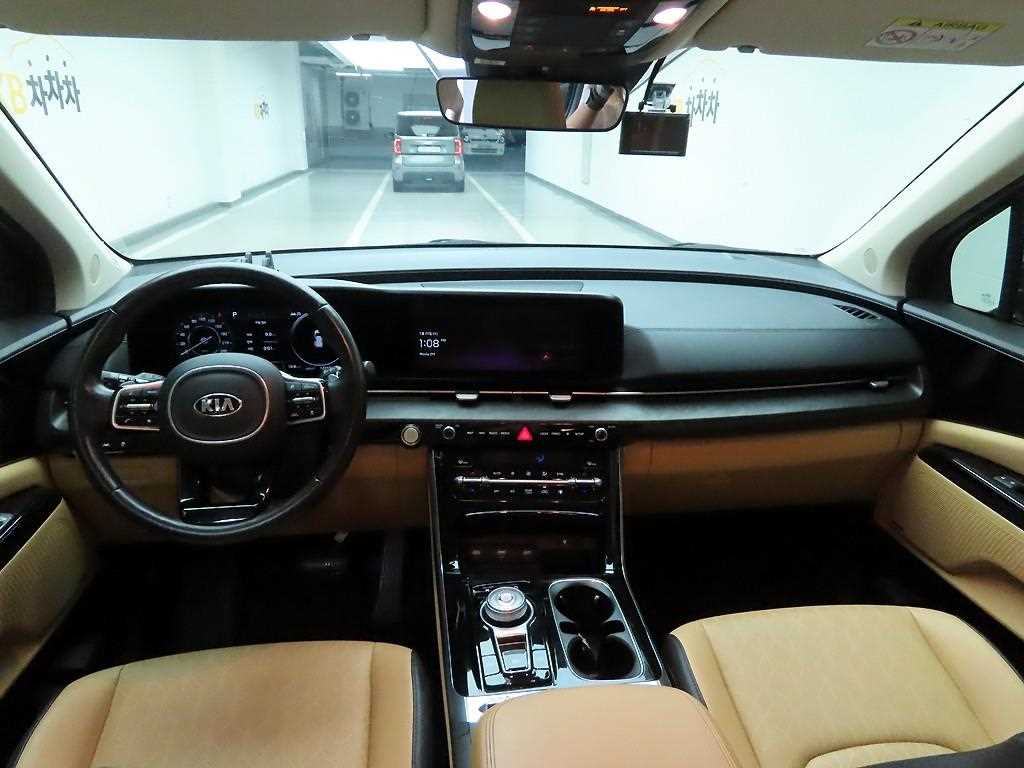 KIA Carnival - Vista 6