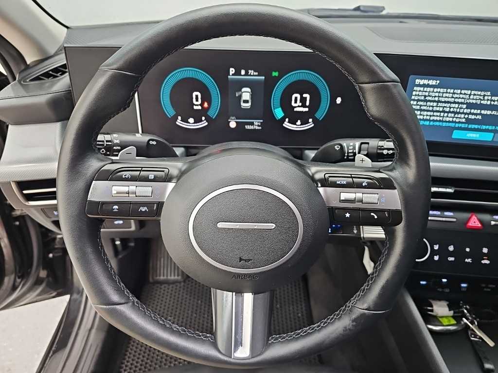 HYUNDAI Sonata - Vista 9