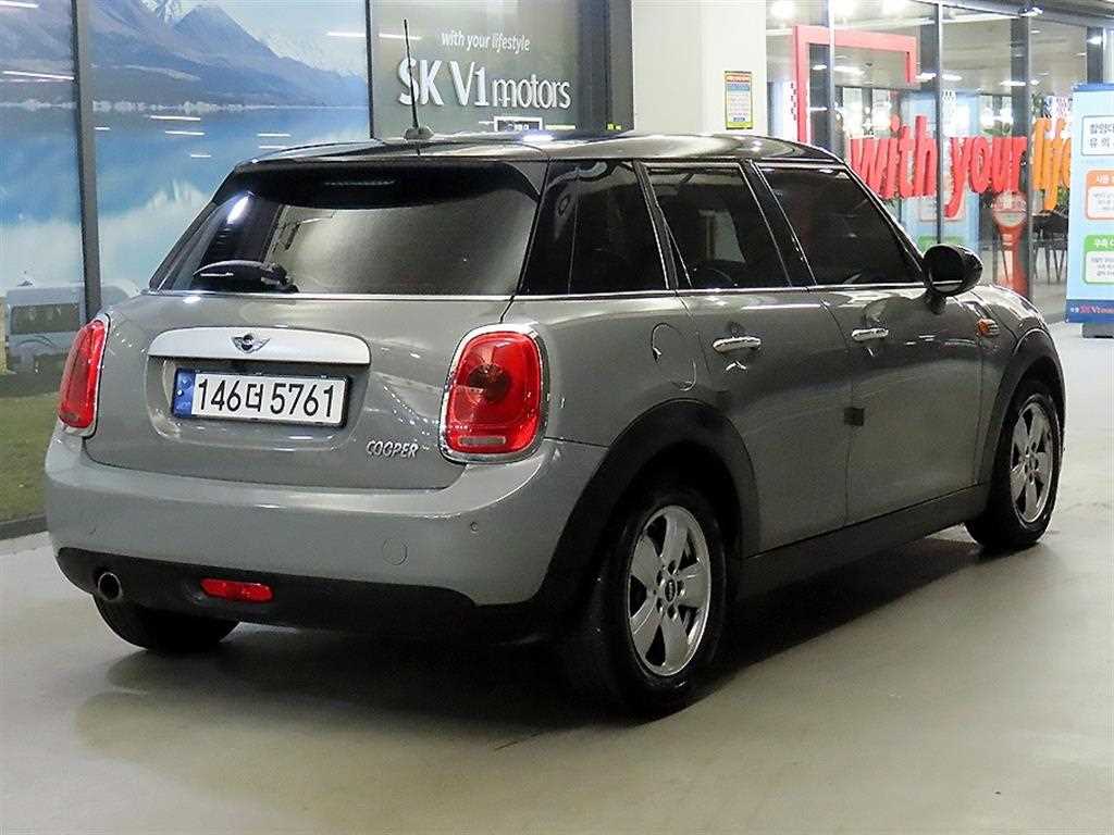Mini Cooper - Vista 3