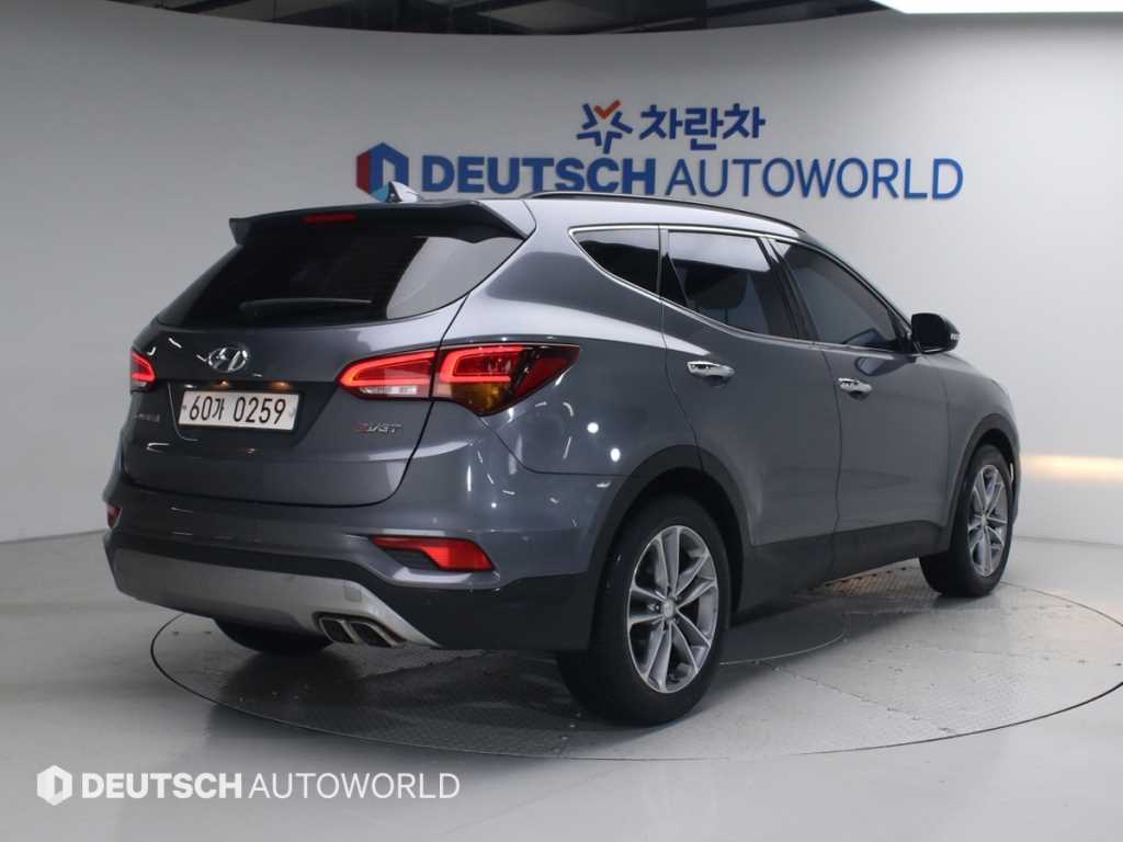 HYUNDAI Santa Fe - Vista 4