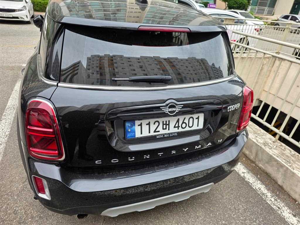 Mini Countryman - Vista 4