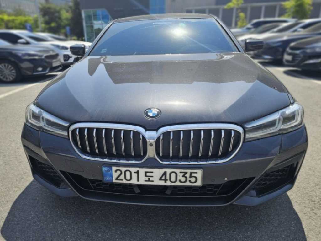 BMW 5 Series 2021 Gris - Importación desde Corea - HF Imports Iquique - Foto 1