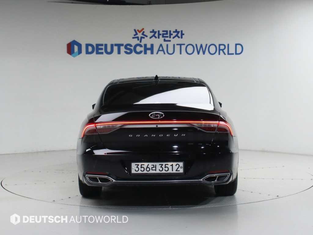 HYUNDAI Grandeur - Vista 4