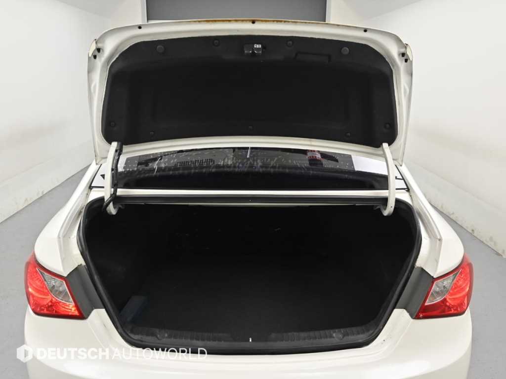 HYUNDAI Sonata 2013 Blanco - Importación desde Corea - HF Imports Iquique - Foto 19