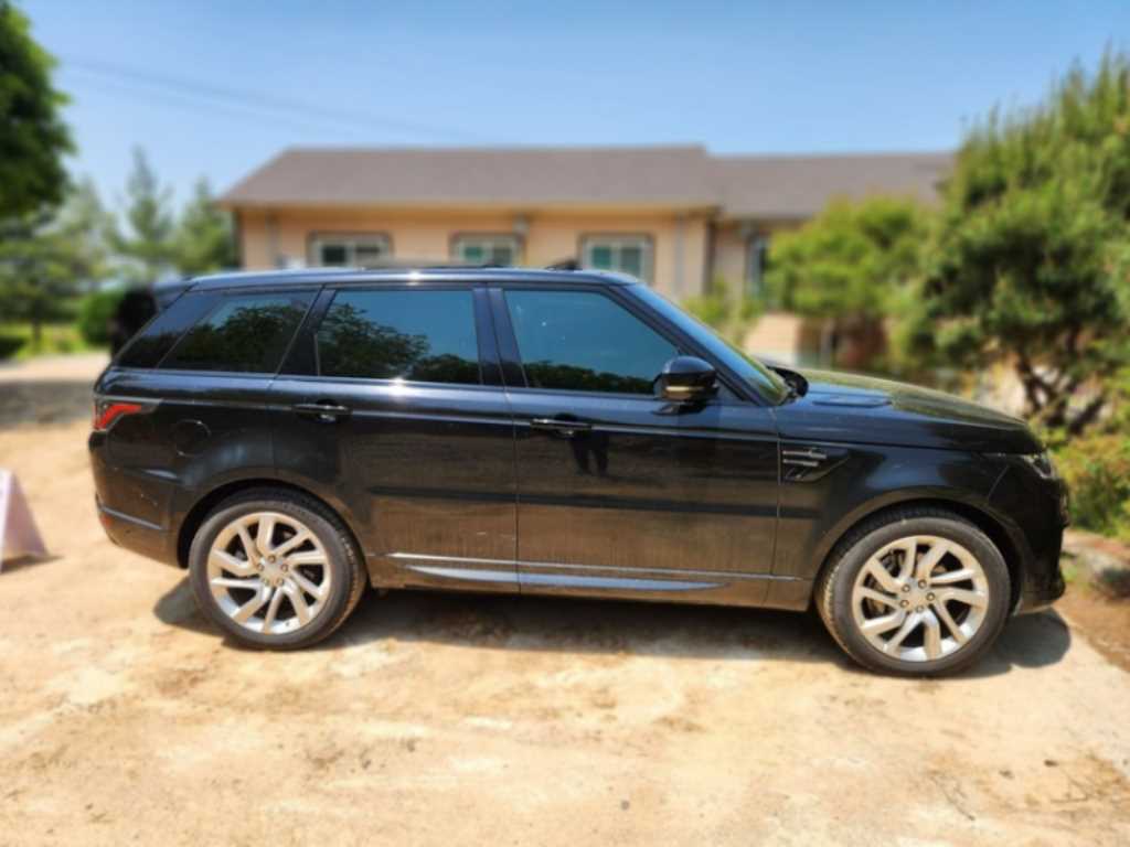 Land Rover Range Rover Sports - Vista 3