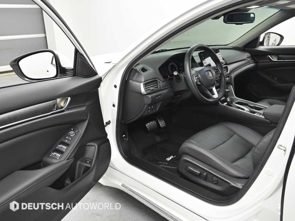 Honda Accord - Vista 11