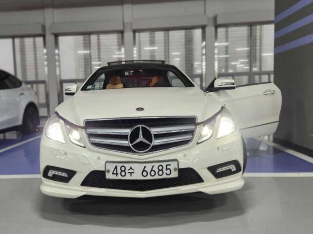 Mercedes Benz E class - Vista 2
